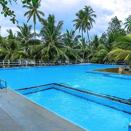 Lagoon Paradise Beach Resort Tangalle Buitenkant foto