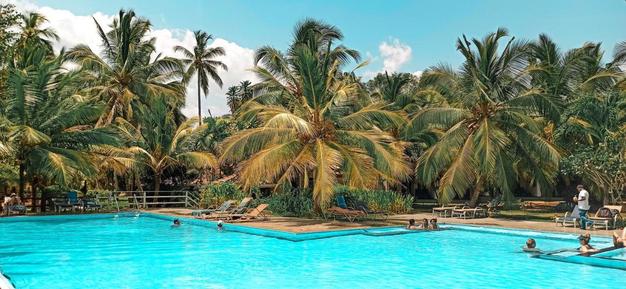 Lagoon Paradise Beach Resort Tangalle Buitenkant foto