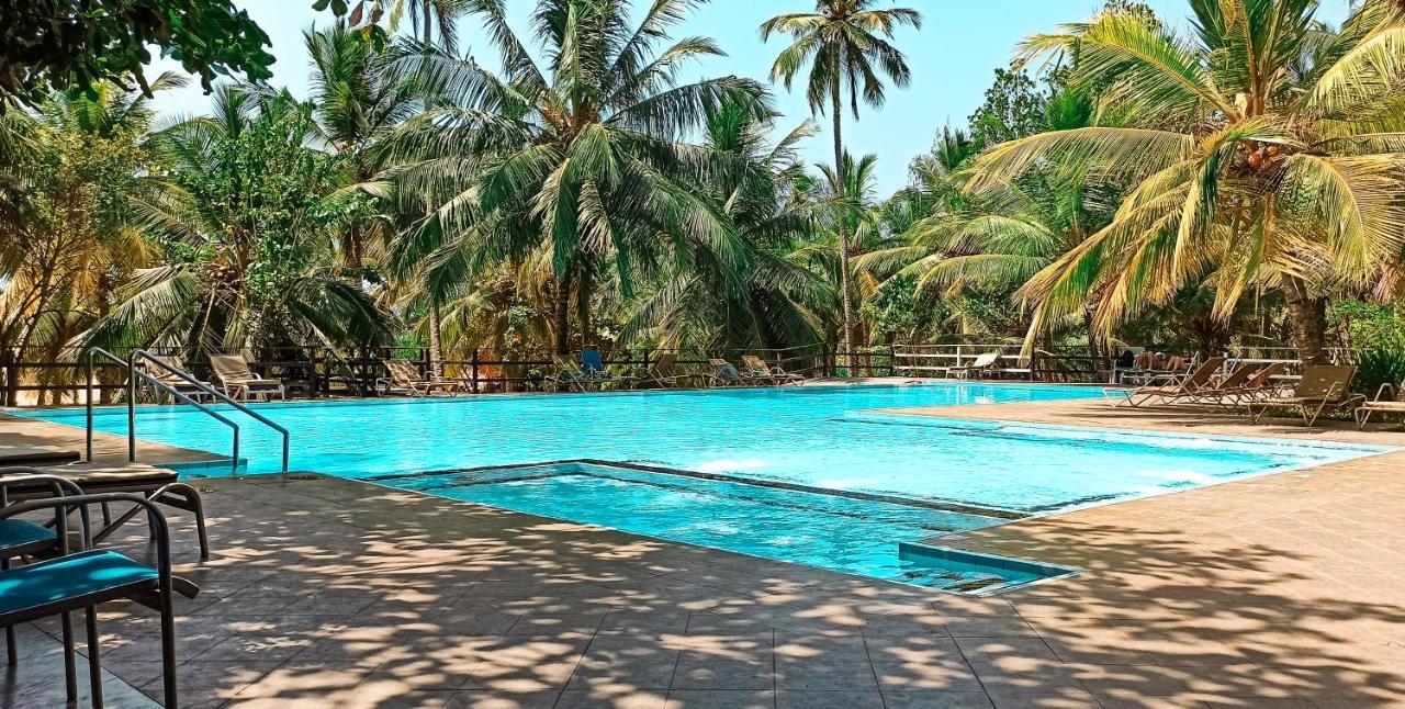 Lagoon Paradise Beach Resort Tangalle Buitenkant foto