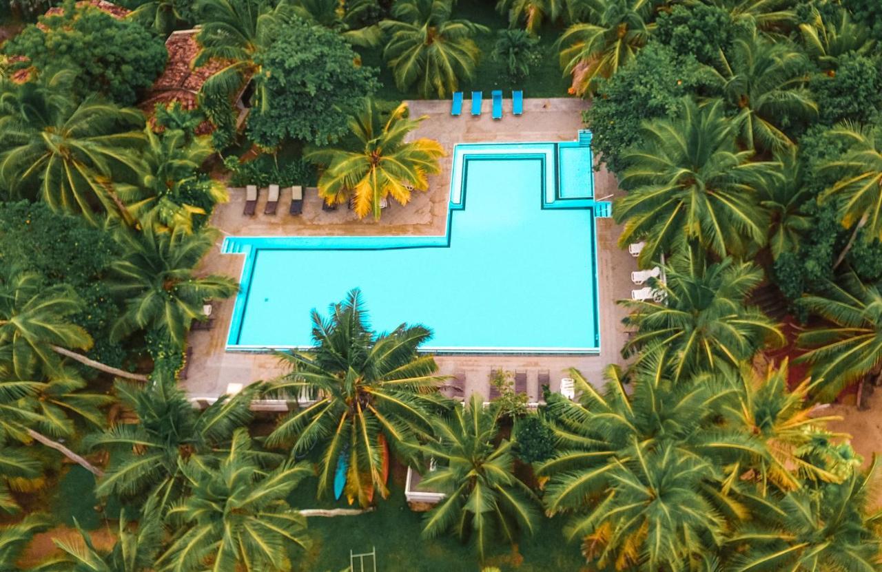 Lagoon Paradise Beach Resort Tangalle Buitenkant foto