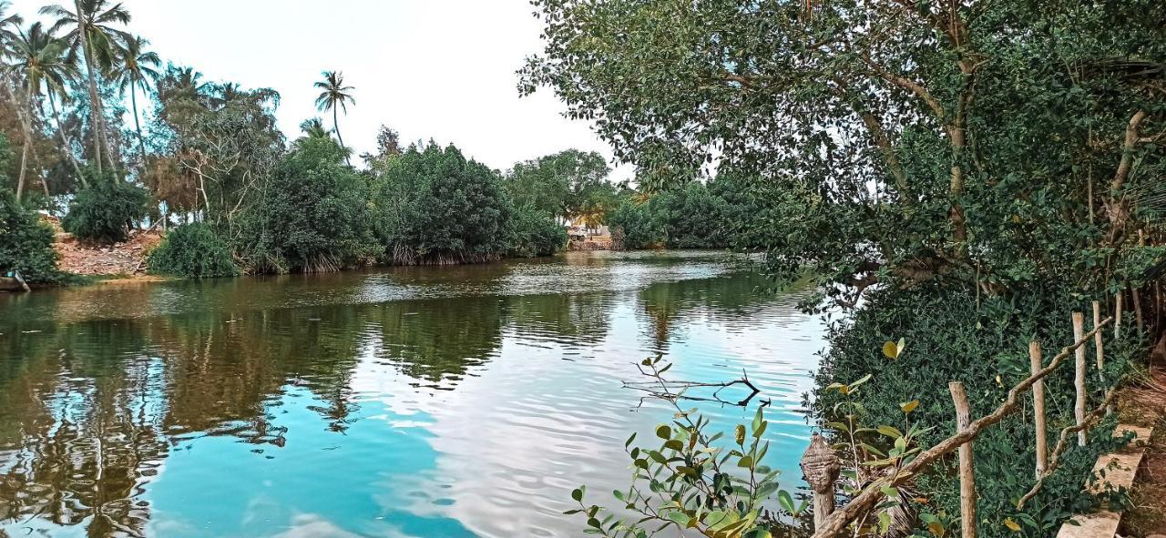 Lagoon Paradise Beach Resort Tangalle Buitenkant foto