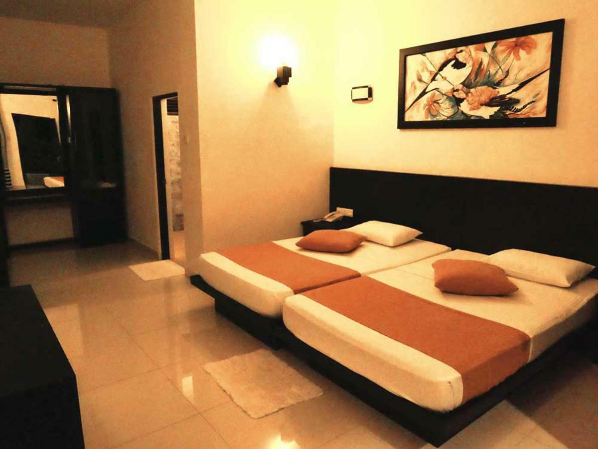 Lagoon Paradise Beach Resort Tangalle Buitenkant foto