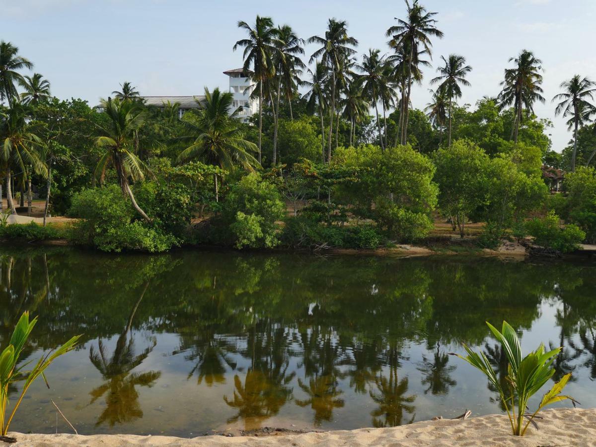 Lagoon Paradise Beach Resort Tangalle Buitenkant foto