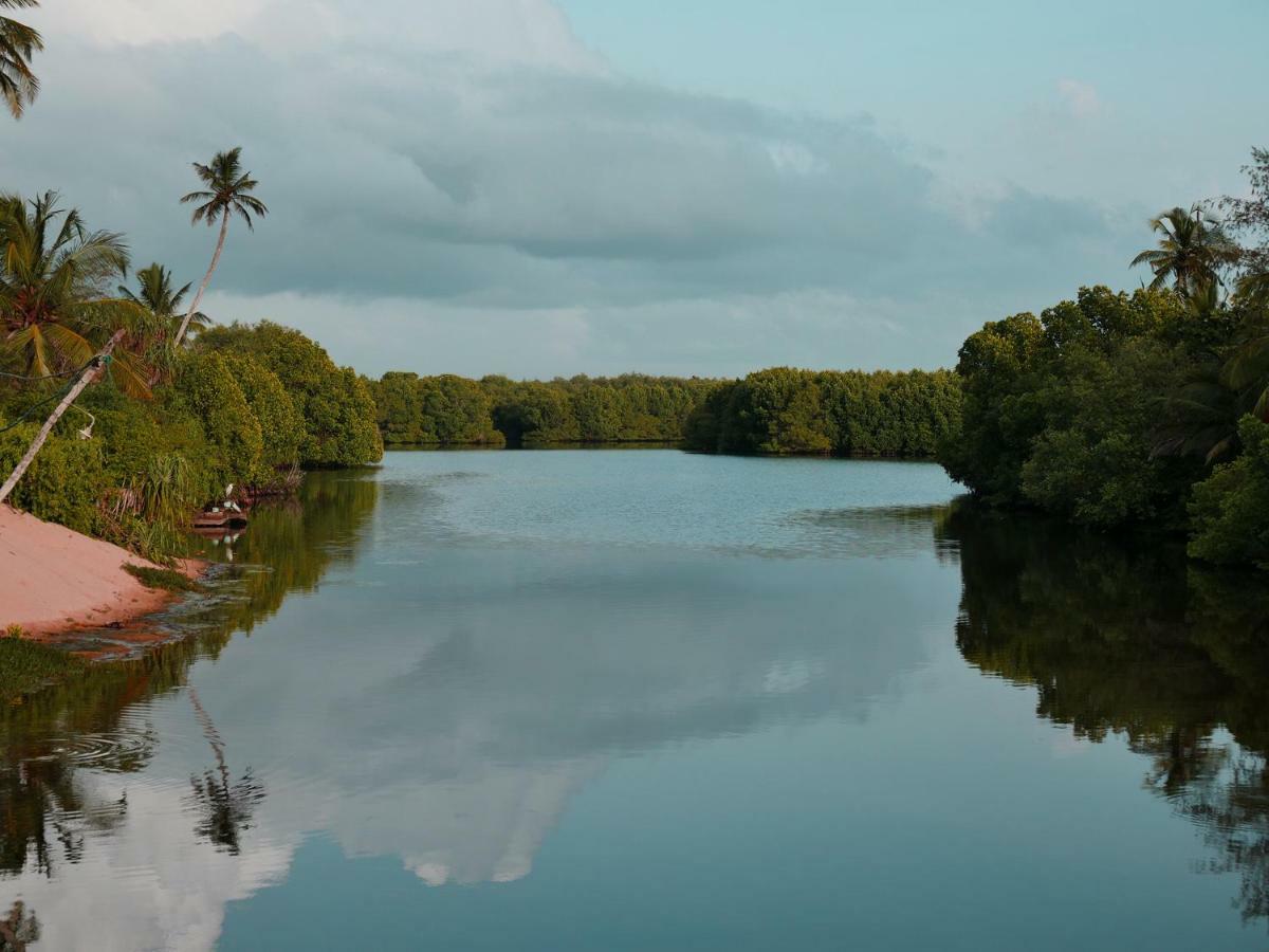 Lagoon Paradise Beach Resort Tangalle Buitenkant foto